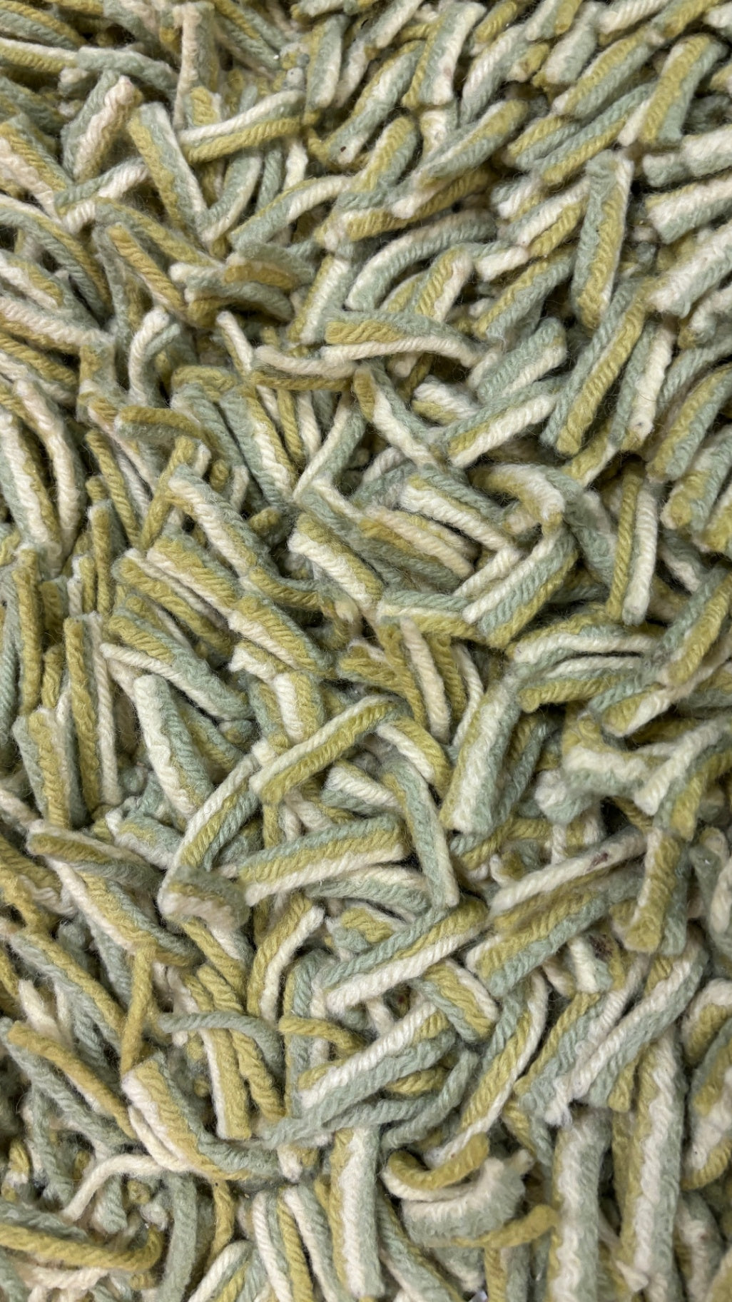 JAB Anstoetz Hochflor-Teppich ca. 200 × 200 cm Grün-Creme
