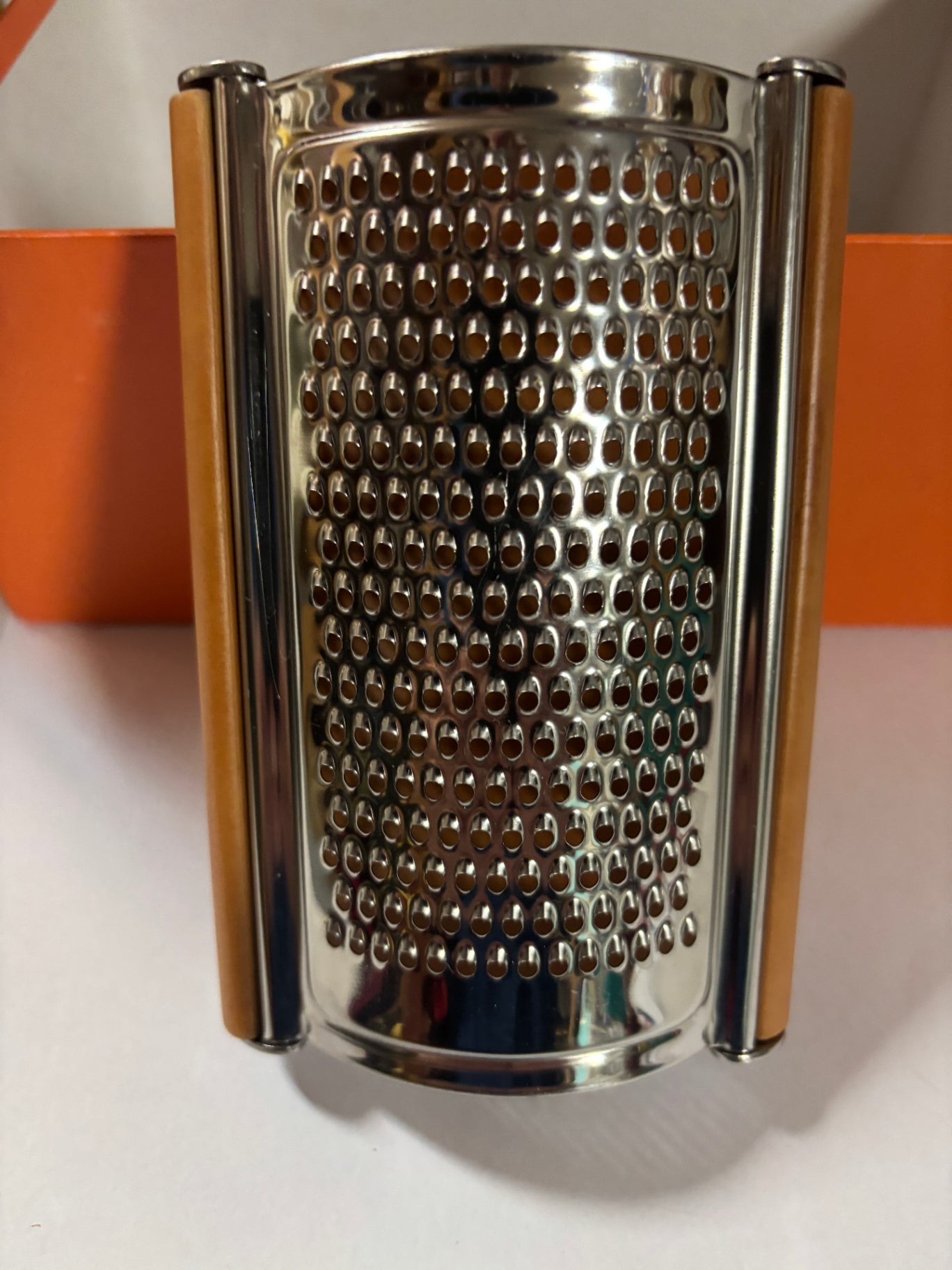 Alessi Twergi GR3701 Käsereibe Enrico Marforio Birnbaumholz Edelstahl Italy