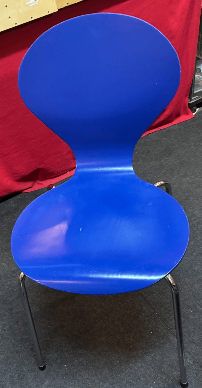 PHOENIX Denmark Vintage Formholz-Stapelstühle Blau – 1990er