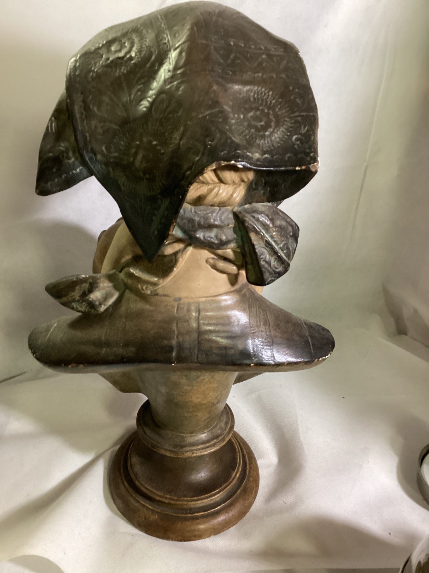 Große Vintage-Figur „Mutter mit Kind“