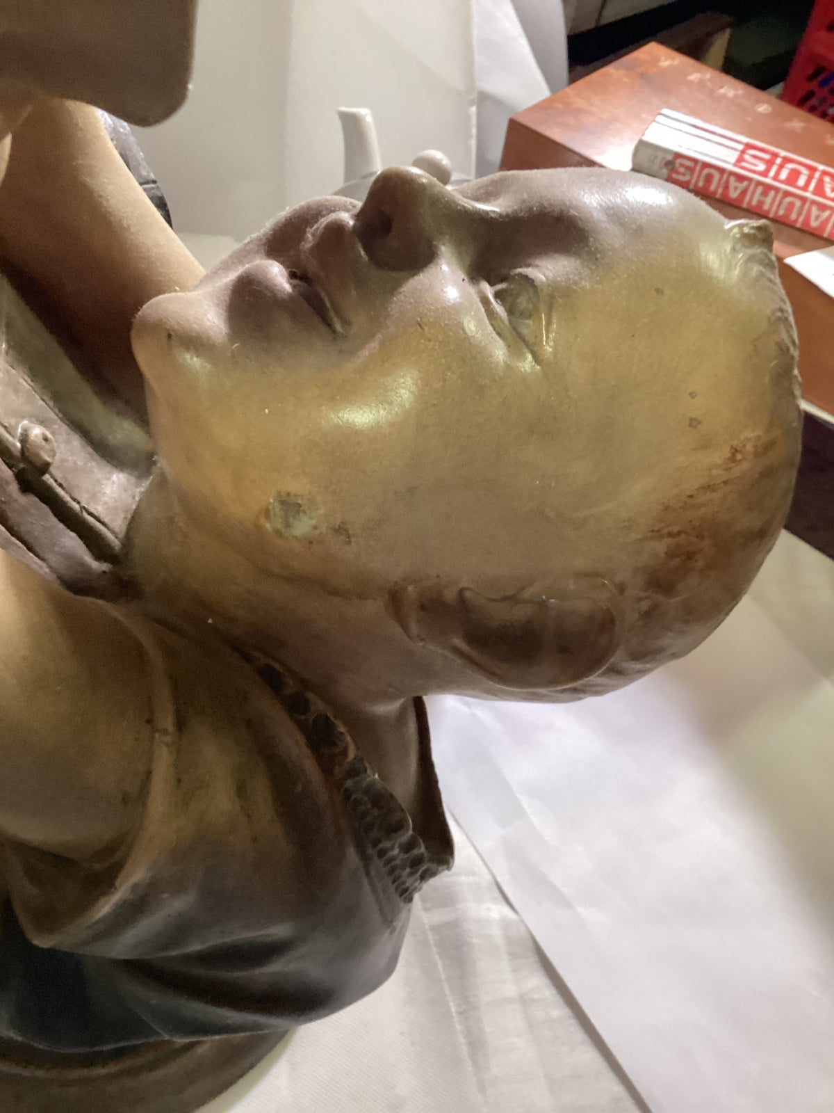 Große Vintage-Figur „Mutter mit Kind“