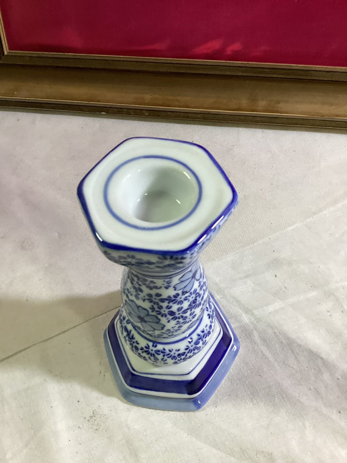 Chinesischer Porzellan-Kerzenständer Blau-Weiß – Blumenmotiv – ca. 18 cm
