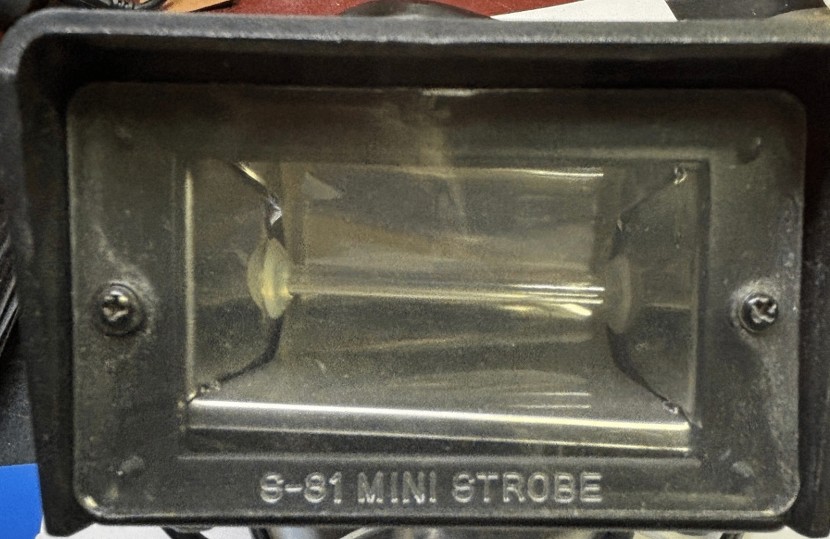American DJ S-81 Mini Strobe – Xenon Stroboskop – Blitzfrequenz regelbar