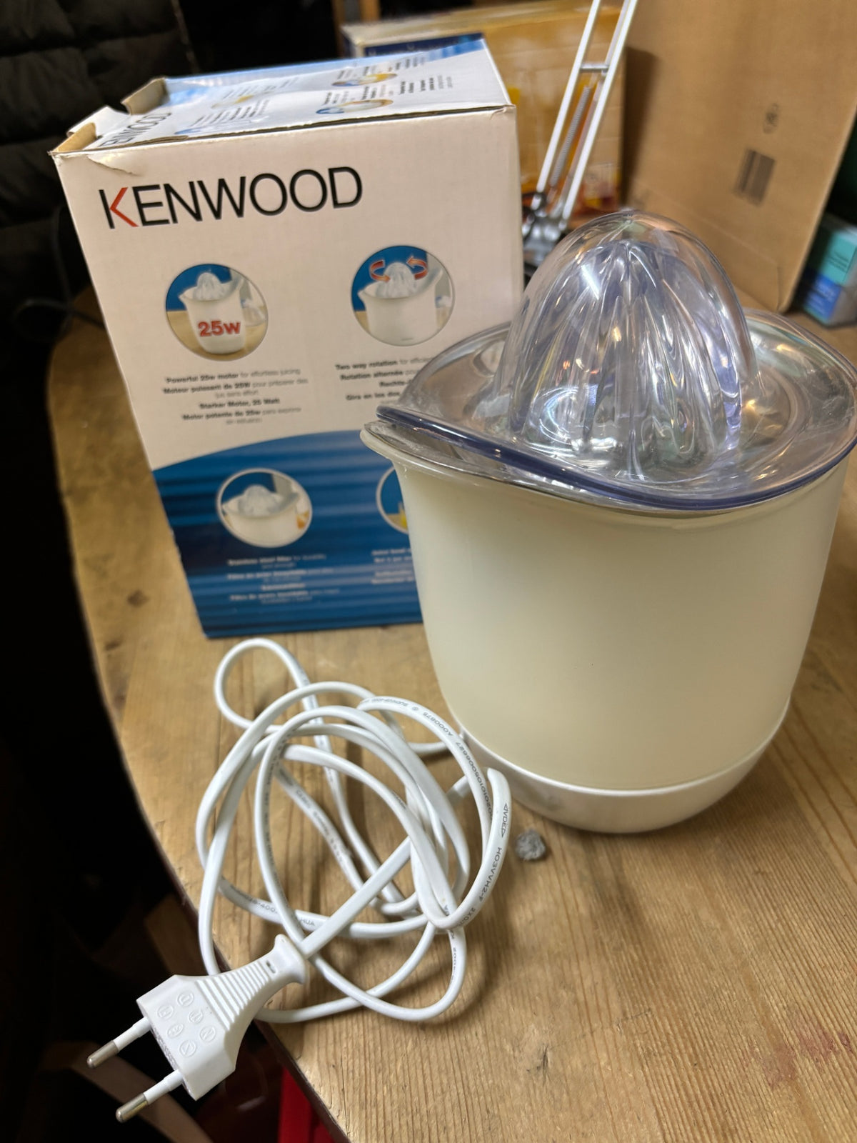 Kenwood elektrische Zitruspresse 25 W mit Karton – geprüft, funktionsfähig