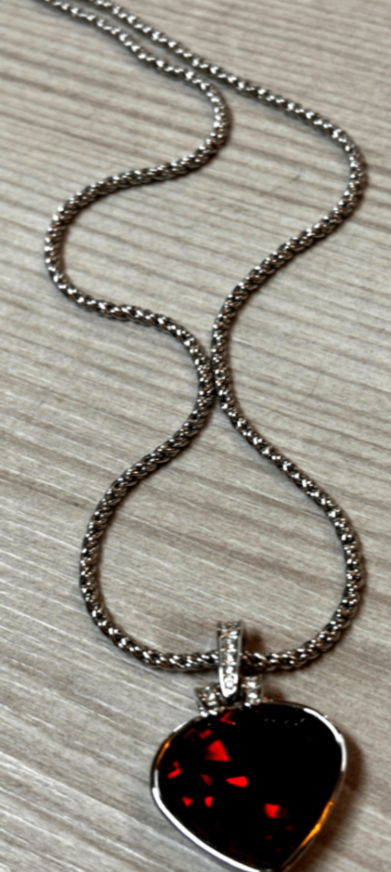 Swarovski Kette, rotes Herz