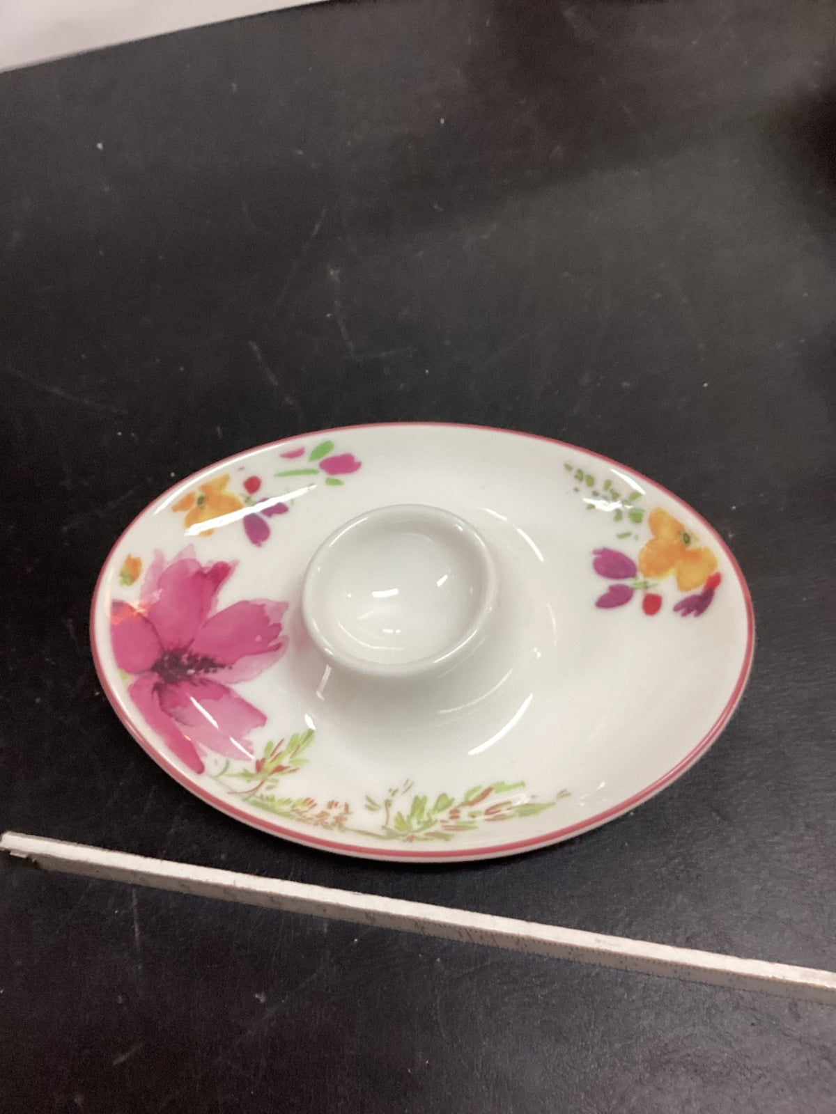 Villeroy & Boch Eierbecher mit Ablage, Blumenmotiv