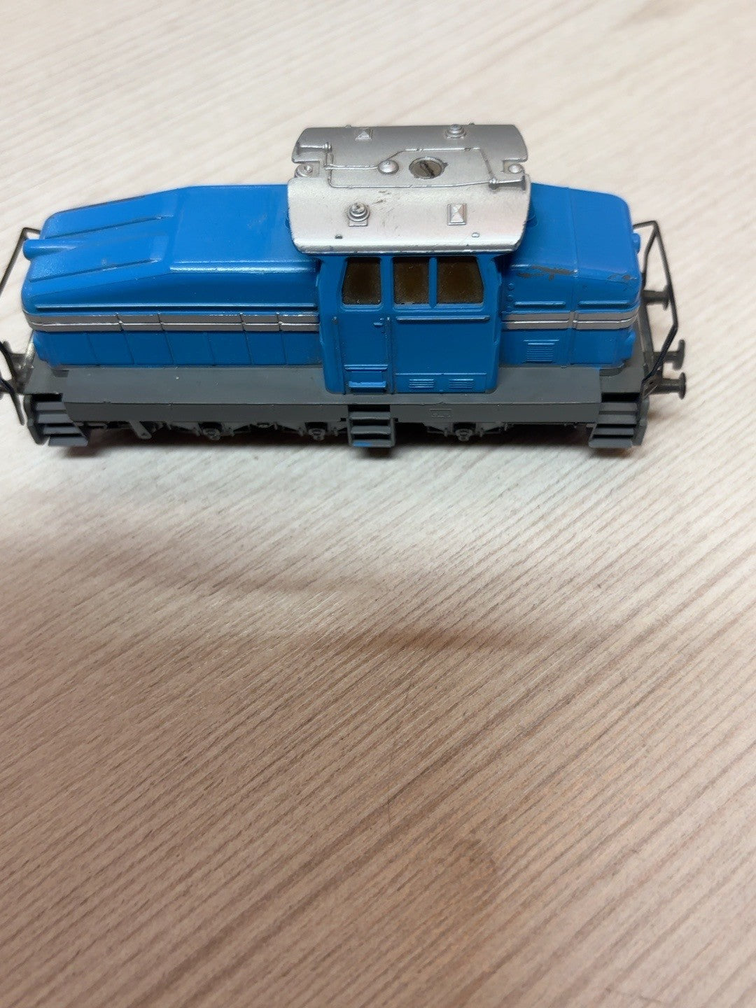 Märklin H0 Diesellok blau/silber – Bastler, nur Vorwärtsfahrt