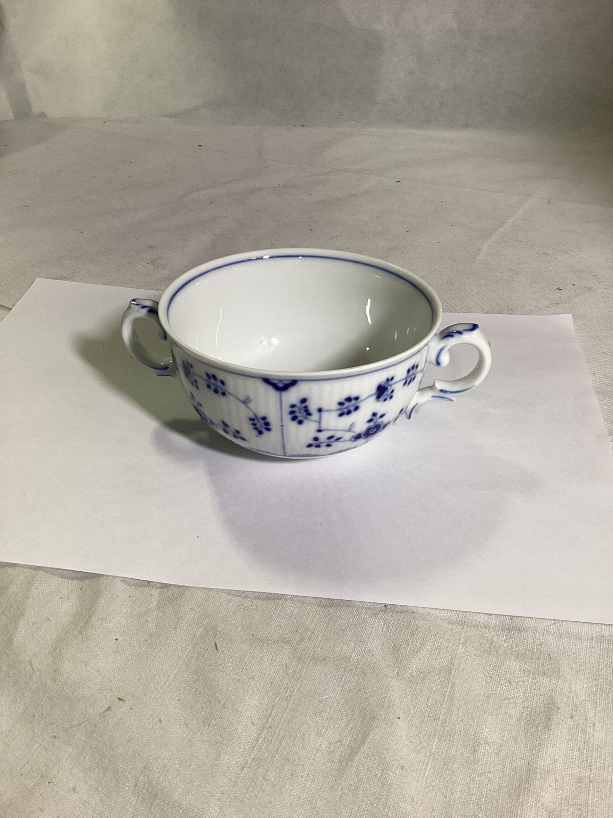 Heinrich Residenz, Amalienburg Suppentasse mit Untertasse